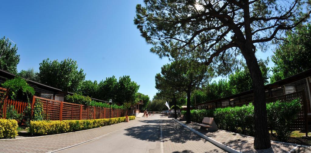 Happy Camping Village Bellaria-Igea Marina Buitenkant foto