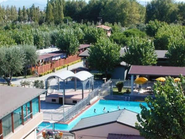 Happy Camping Village Bellaria-Igea Marina Buitenkant foto